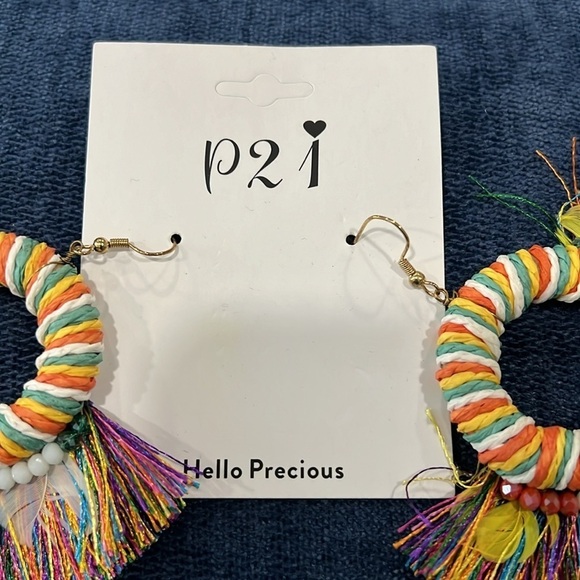 Women’s Handmade Feather Fringe Circular Earrings P21 Multicolor OS - Picture 4 of 5